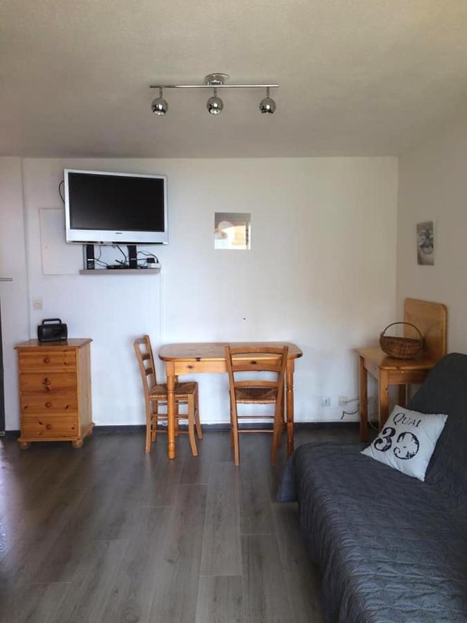 Cap De Mer - Vue Sur Mer - Une Chambre - Une Terrasse - Acces Direct Plage - Commerces A Proximites Le Barcares Bagian luar foto