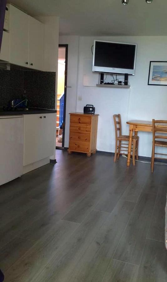 Cap De Mer - Vue Sur Mer - Une Chambre - Une Terrasse - Acces Direct Plage - Commerces A Proximites Le Barcares Bagian luar foto