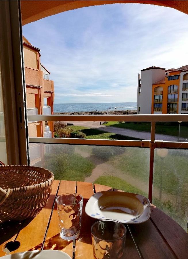 Cap De Mer - Vue Sur Mer - Une Chambre - Une Terrasse - Acces Direct Plage - Commerces A Proximites Le Barcares Bagian luar foto